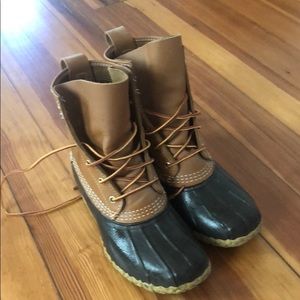 Ll bean duck boots with wool insole